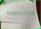 42 - 52 जीएसएम 15 सेमी व्यास ग्रेड एए अच्छा स्याही अवशोषण न्यूजप्रिंट रैपिंग पेपर