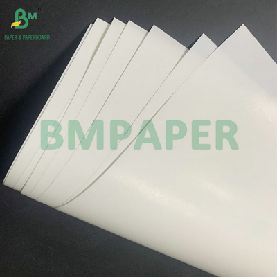 बीयर लेबल स्टिकर बनाने के लिए 65gsm 75gsm C1S चमकदार उच्च गीला शक्ति आधार कागज