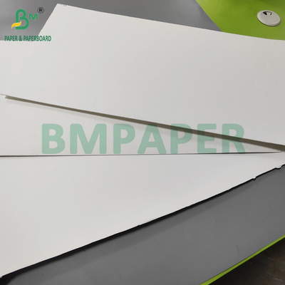 120+120+120g कॉस्मेटिक लाइनर के लिए सफेद नालीदार कार्डबोर्ड शीट 30 "x 40"