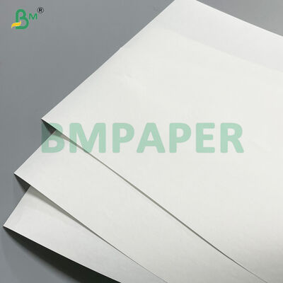 खाद्य ग्रेड वर्जिन व्हाइट क्राफ्ट पेपर 40gsm-150gsm बैग बनाने के लिए