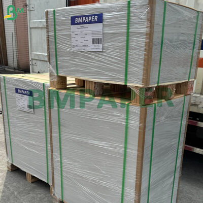 310gsm 330gsm ब्लैककोर प्लेइंग कार्ड स्टॉक पेपर एंटी-काउंटरफीटिंग 64 x 90cm