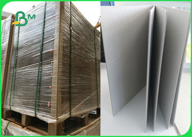 ग्रे कार्डबोर्ड 2.0mm 2.5mm मोटाई 70 X 100cm शीट में