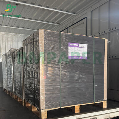 200gsm 250gsm शुद्ध वुड पल्प ब्लैक पेपर ऑफसेट प्रिंटिंग के लिए 31 x 43 इंच